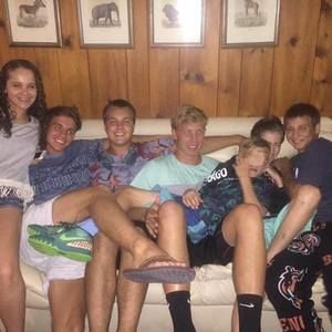 Meet your Posher, Hunter